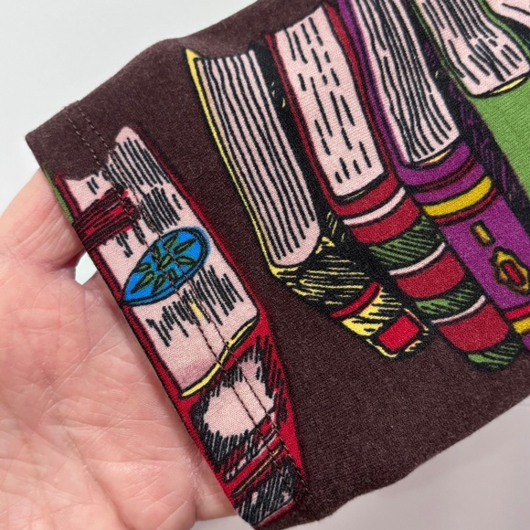 NWT LuLaRoe Irma tunic hi low hem book pattern very oversized XXS - Picture 6 of 13